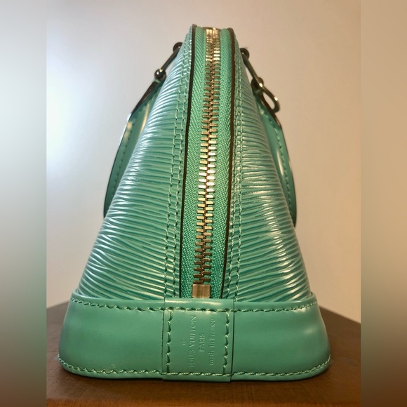 100% Authentic Louis Vuitton Alma BB - Picture 6 of 14